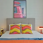 Summer Vibes Nusco Modern Apartment, Parking, Fast Wifi, Balcony * Bukareszt