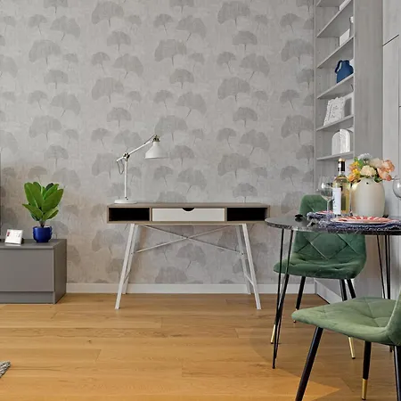 Summer Vibes Nusco Modern Apartment, Parking, Fast Wifi, Balcony