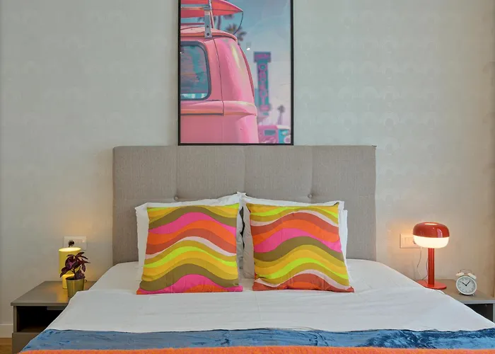 Summer Vibes Nusco Modern Apartment, Parking, Fast Wifi, Balcony * Bukarest