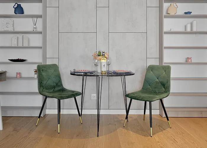 Summer Vibes Nusco Modern Apartment, Parking, Fast Wifi, Balcony Apartament *